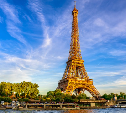 Ile de France en camping car : la Tour Eiffel, incontournable !