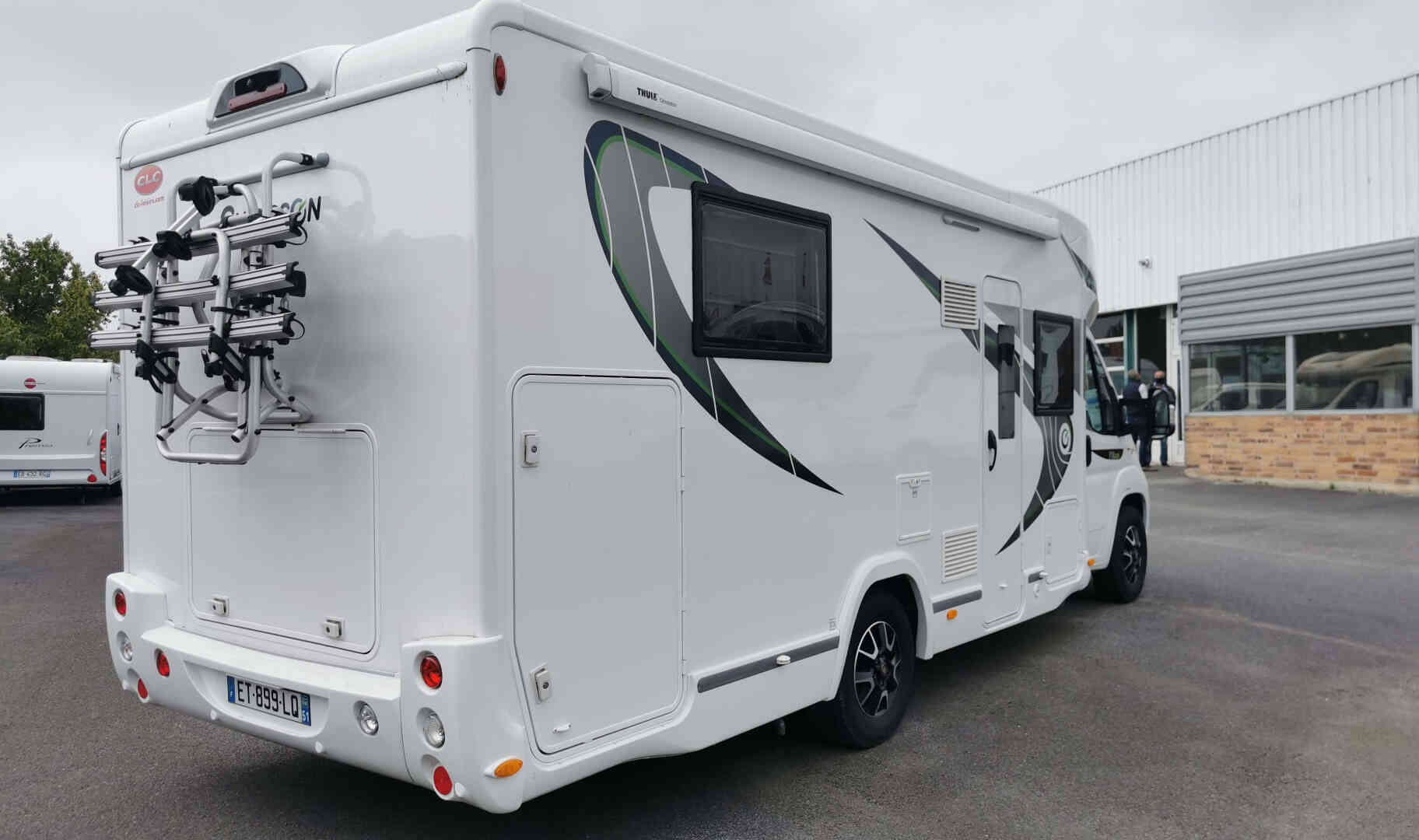 camping-car CHAUSSON 718 XLB SPECIAL EDITION  extérieur / arrière