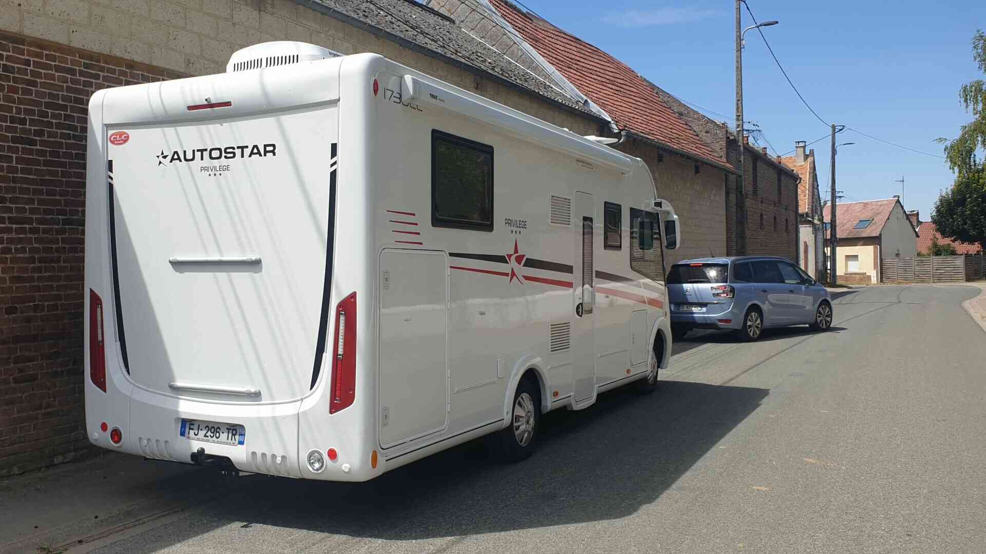 camping-car AUTOSTAR PRIVILEGE  LC 730  extérieur / arrière