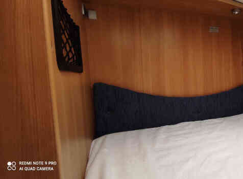 camping-car CHAUSSON WELCOME 28  intérieur / couchage principal