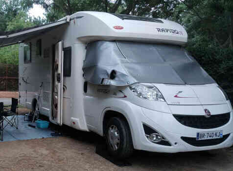 camping-car RAPIDO 691 FF STYLE EDITION  extérieur / latéral droit