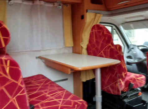 camping-car AUTOSTAR AUROS 80  intérieur / coin salon