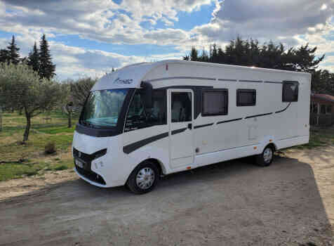 camping-car ITINEO MC 740  extérieur / latéral gauche