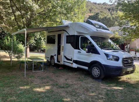camping-car BENIMAR TESSORO  extérieur / arrière