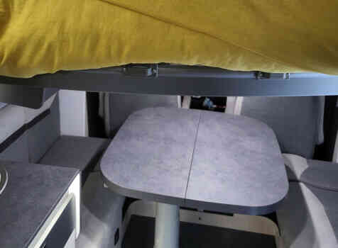 camping-car CHALLENGER 337 GA Edition Premium  intérieur / couchage principal