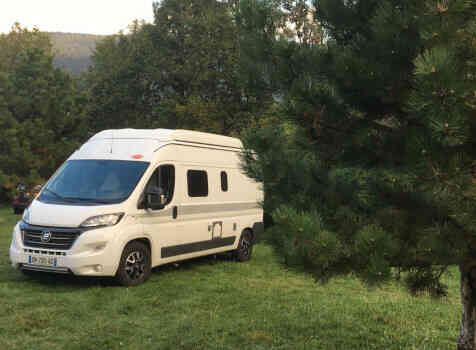 camping-car HYMER YOSEMITE  extérieur / latéral gauche