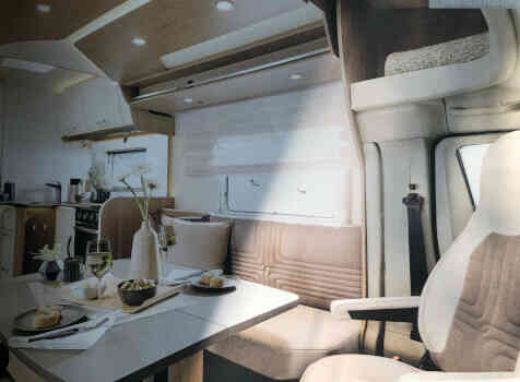 camping-car BURSTNER LYSEO TD 732 Limited Edition   intérieur / coin salon
