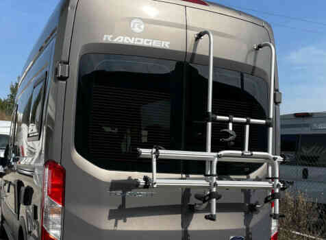 camping-car FORD RANDGER TRANSIT  extérieur / arrière