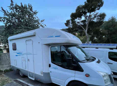 camping-car RIMOR KATAMARANO 11 P  extérieur / latéral droit