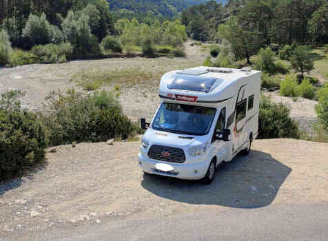 camping-car CHALLENGER GENESIS 170  extérieur / face avant
