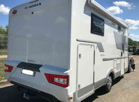 camping-car ADRIA MATRIX 670 SC New Line   extérieur / arrière