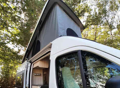 camping-car PEUGEOT D55 UP FUN  extérieur / arrière