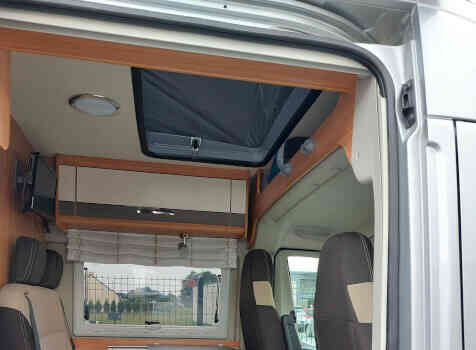 camping-car POSSL SUMMIT 600 PLUS   intérieur / coin salon