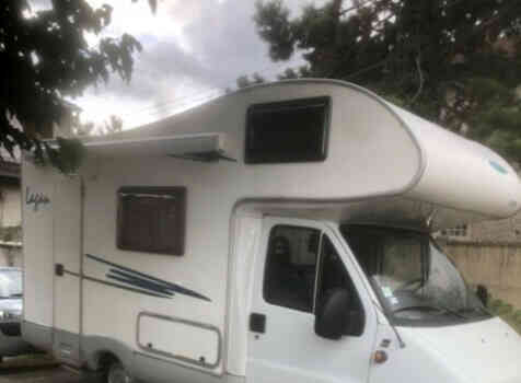 camping-car MC LOUIS LAGAN  extérieur / latéral droit