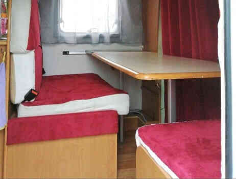 camping-car VILAMOBIL OLYMPIA 565  intérieur / coin salon