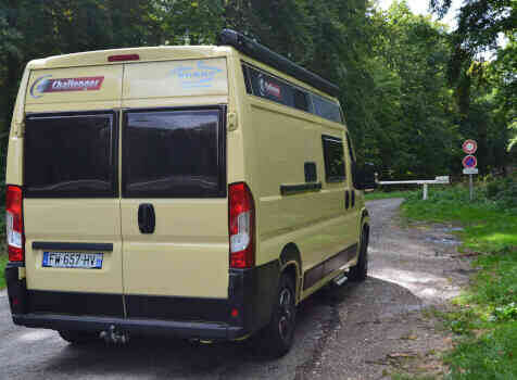 camping-car CHALLENGER V 114 VANY  extérieur / latéral droit