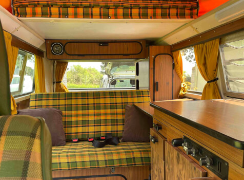 camping-car COMBI T2 B   intérieur / coin salon