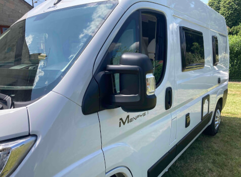 camping-car MC LOUIS MENPHYS 1 PLUS  extérieur / latéral droit