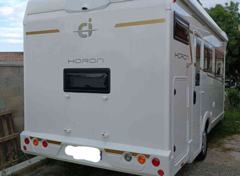 camping-car CI HORON 74  extérieur / arrière