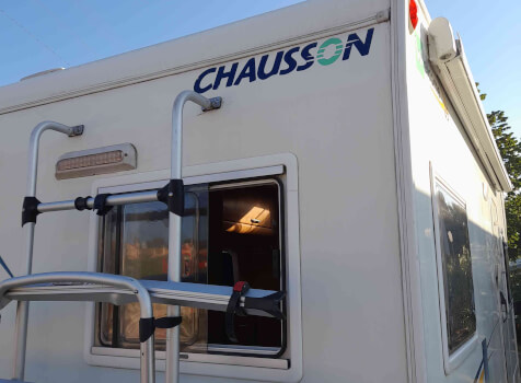 camping-car CHAUSSON WELCOME  intérieur / coin salon
