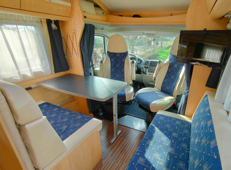 camping-car SUNLIGHT T63  intérieur / coin salon