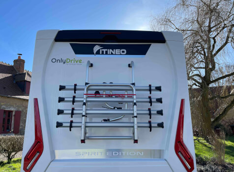 camping-car ITINEO SB 740 SPIRIT EDITION   extérieur / arrière