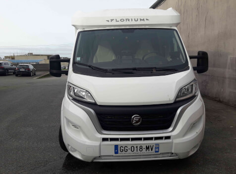 camping-car FLEURETTE FLORIUM MIGRATEUR  extérieur / face avant