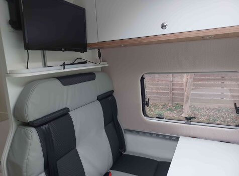 camping-car PILOTE V 630 J PREMIUM  intérieur / coin salon