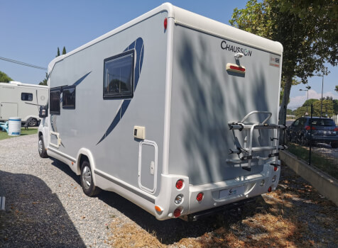 camping-car CHAUSSON 718 XLB TITANIUM  extérieur / latéral droit