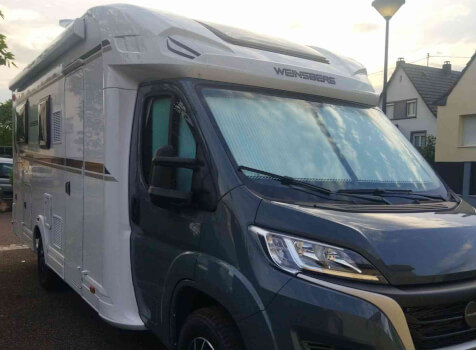 camping-car KNAUS WEINSBERS CARASUITE  extérieur / latéral gauche