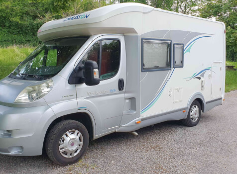 camping-car CHAUSSON WELCOME WS  extérieur / latéral gauche