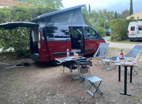 camping-car  BURSTNER COPA C 500  extérieur / latéral droit
