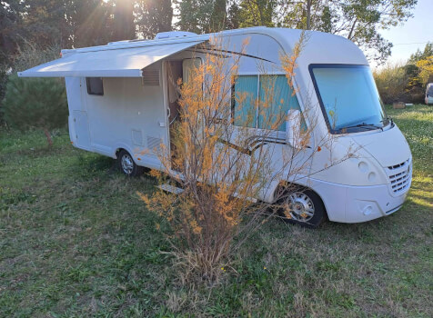 camping-car PILOTE AVENTURA  extérieur / latéral droit