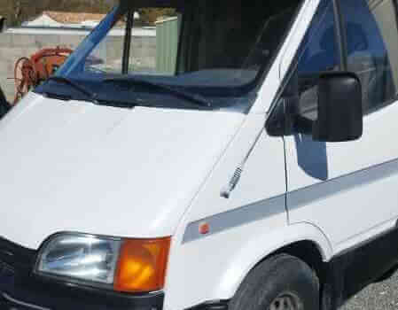 camping-car FORD 2L5 TURBO DIESEL  extérieur / face avant