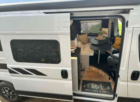 camping-car CROSSCAMP  extérieur / latéral droit