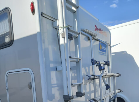 camping-car DETHLEFFS GLOBEVAN  extérieur / arrière