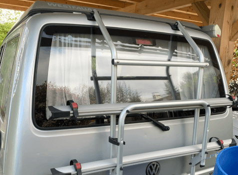 camping-car CALIFORNIA T4  extérieur / arrière