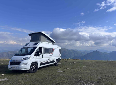 camping-car BURSTNER CAMPEO C600  extérieur / latéral gauche