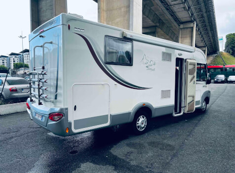 camping-car RAPIDO S8  extérieur / arrière