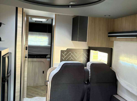 camping-car CHAUSSON 724 ETAPE LINE  intérieur / coin salon