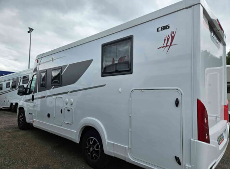 camping-car RAPIDO C 86  extérieur / latéral gauche