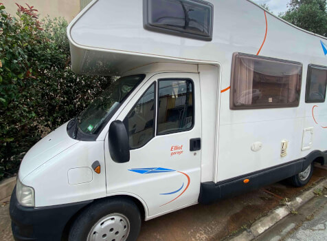 camping-car AUTOROLLER TRIGANO  extérieur / latéral gauche