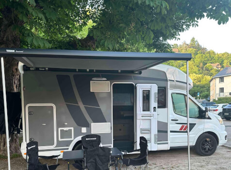 camping-car CHALLENGER 250 ETAPE EDITION  extérieur / latéral gauche