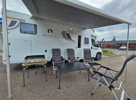 camping-car BAVARIA 746 FC NOMADE  extérieur / latéral gauche