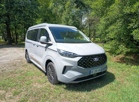 camping-car PANAMA P 10 +  extérieur / latéral gauche