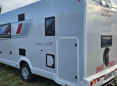 camping-car ROLLER TEAM KRONOS 274 TL  extérieur / latéral gauche