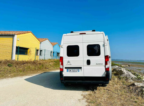 camping-car CITROEN JUMPER  extérieur / arrière