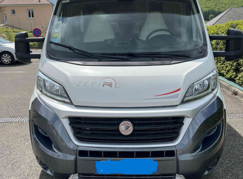 camping-car ROLLER TEAM ZEFIRO 274 TL  extérieur / face avant