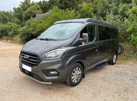 camping-car BURSTNER BC5301  extérieur / face avant