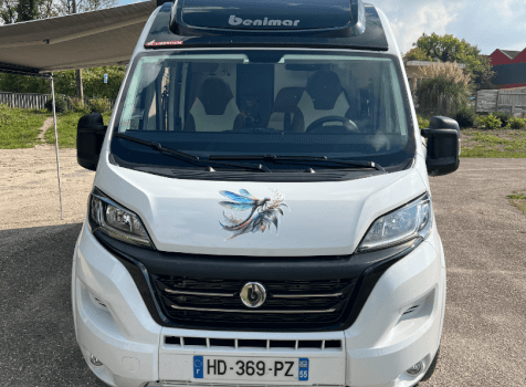 camping-car  BENIMAR BENIVAN 160 PS  extérieur / face avant
